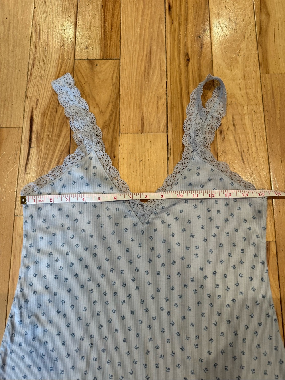 H&M Tank Top - Picture 4 of 6